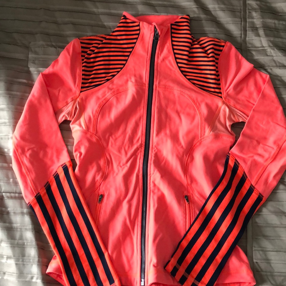 Lululemon Zip Up!